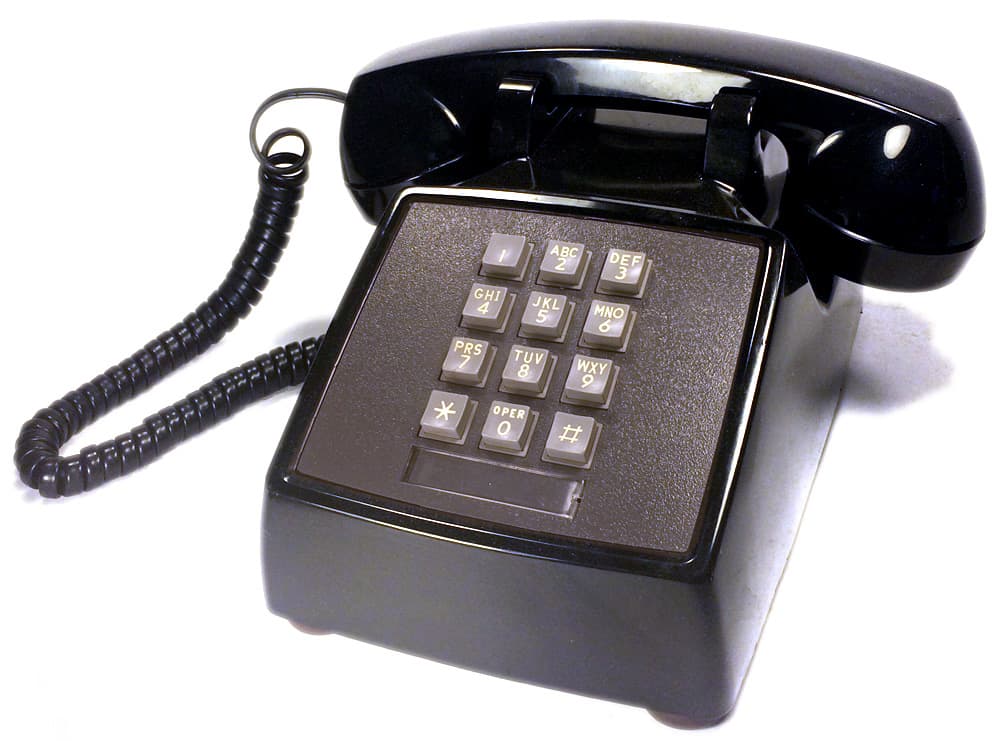 Push-button telephone