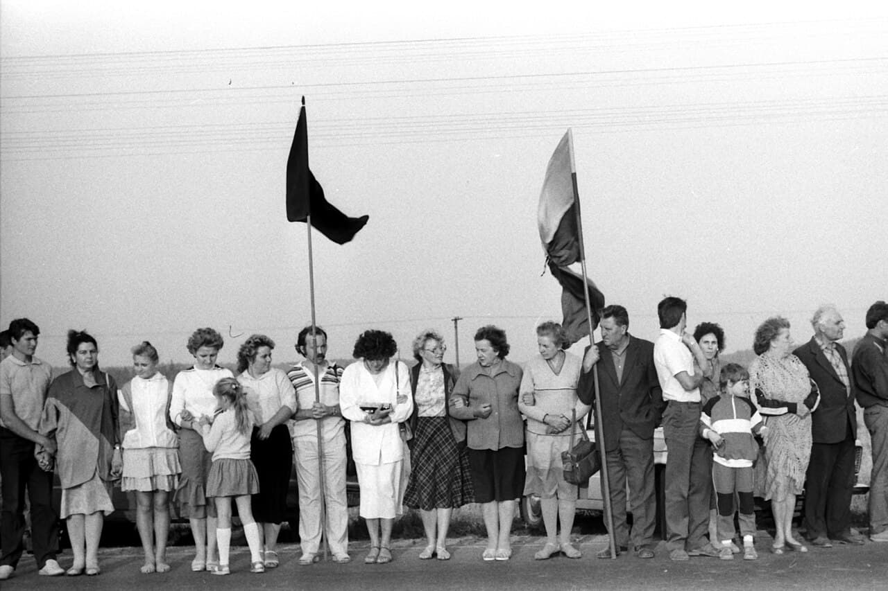 The Revolutions of 1989: How Communism Collapsed in Eastern Europe