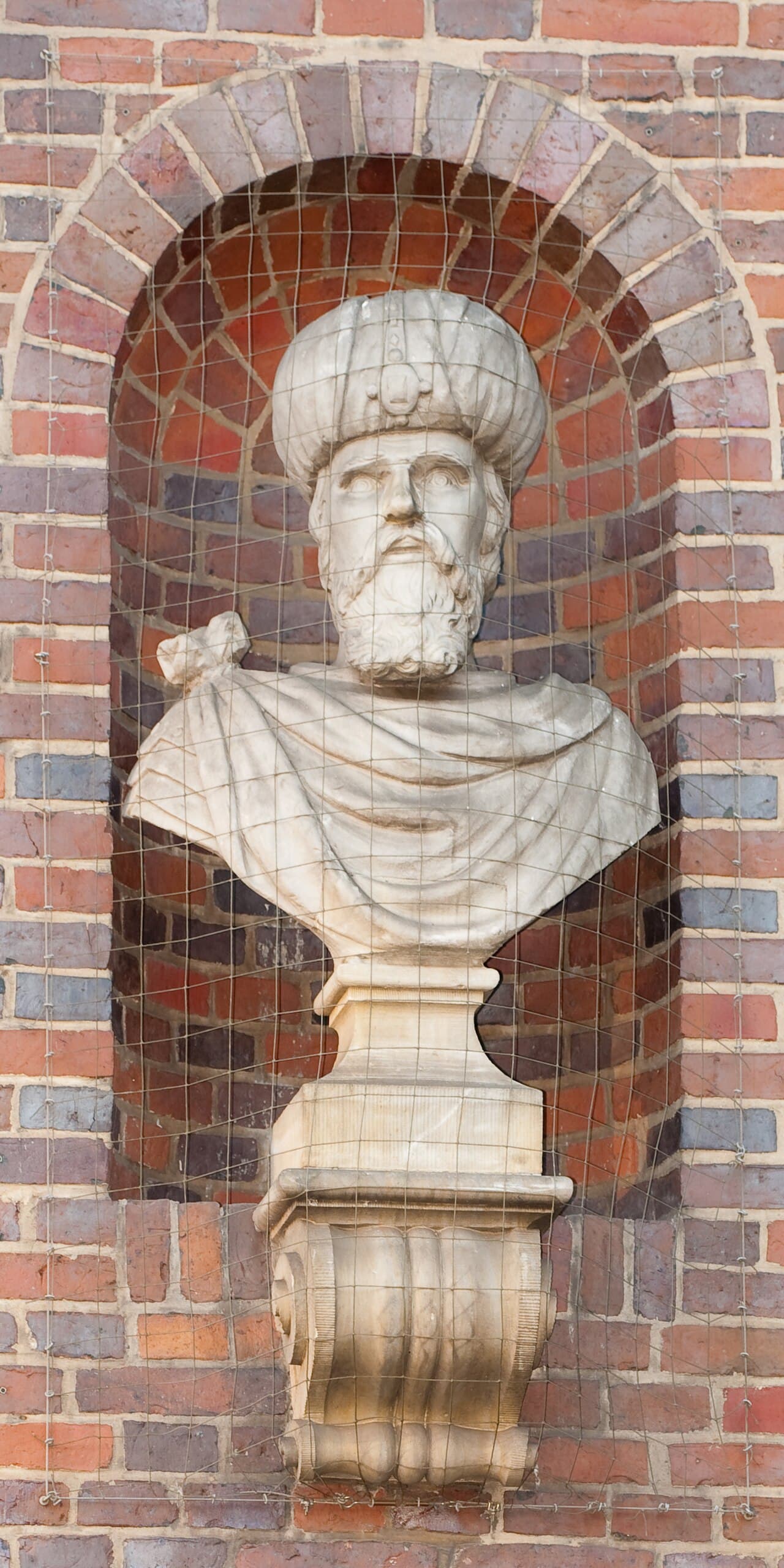 Cyrus the Great: Founder of the Persian Empire and Father of Human Rights