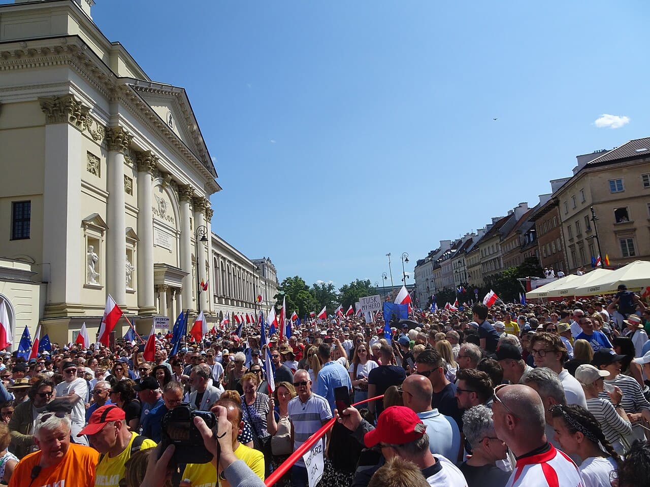 2023 Polish Protests: Why Millions Took to the Streets Against the PiS Government